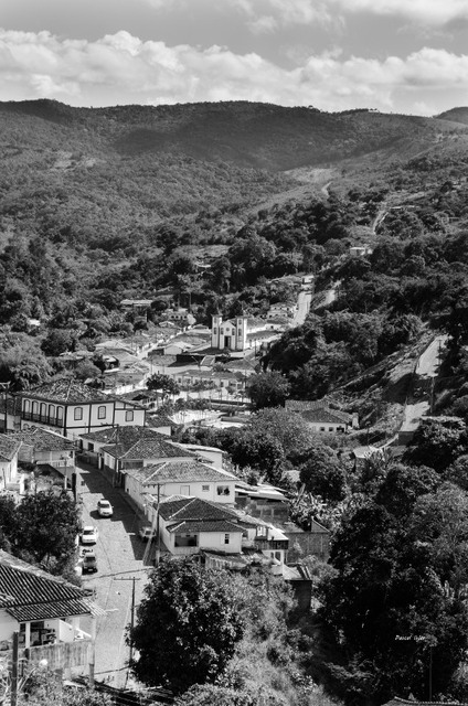 Photographie du parc de Itambé et de la petite ville de Serro